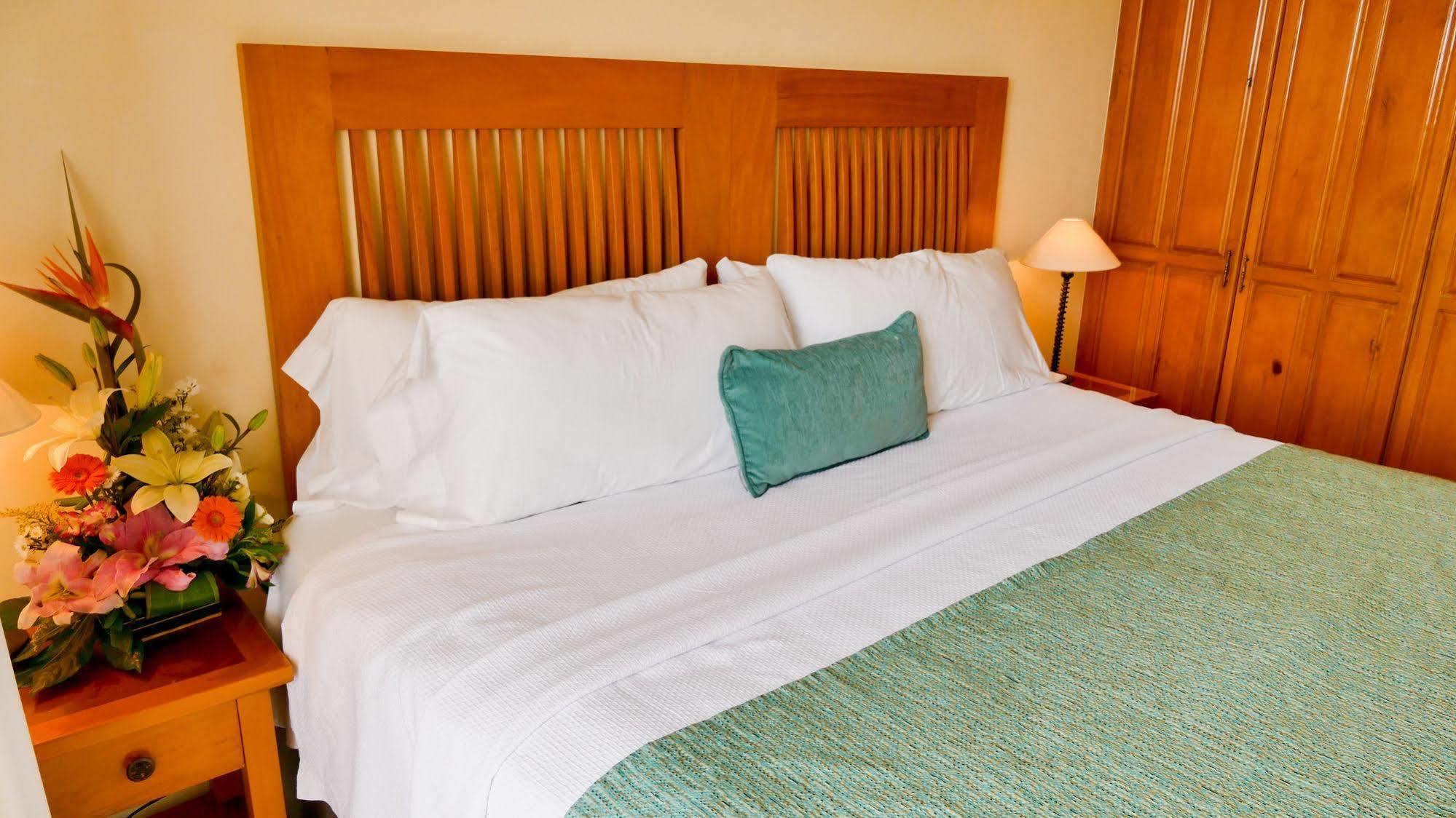 El Ameyal Hotel And Family Suites Кабо-Сан-Лукас Экстерьер фото