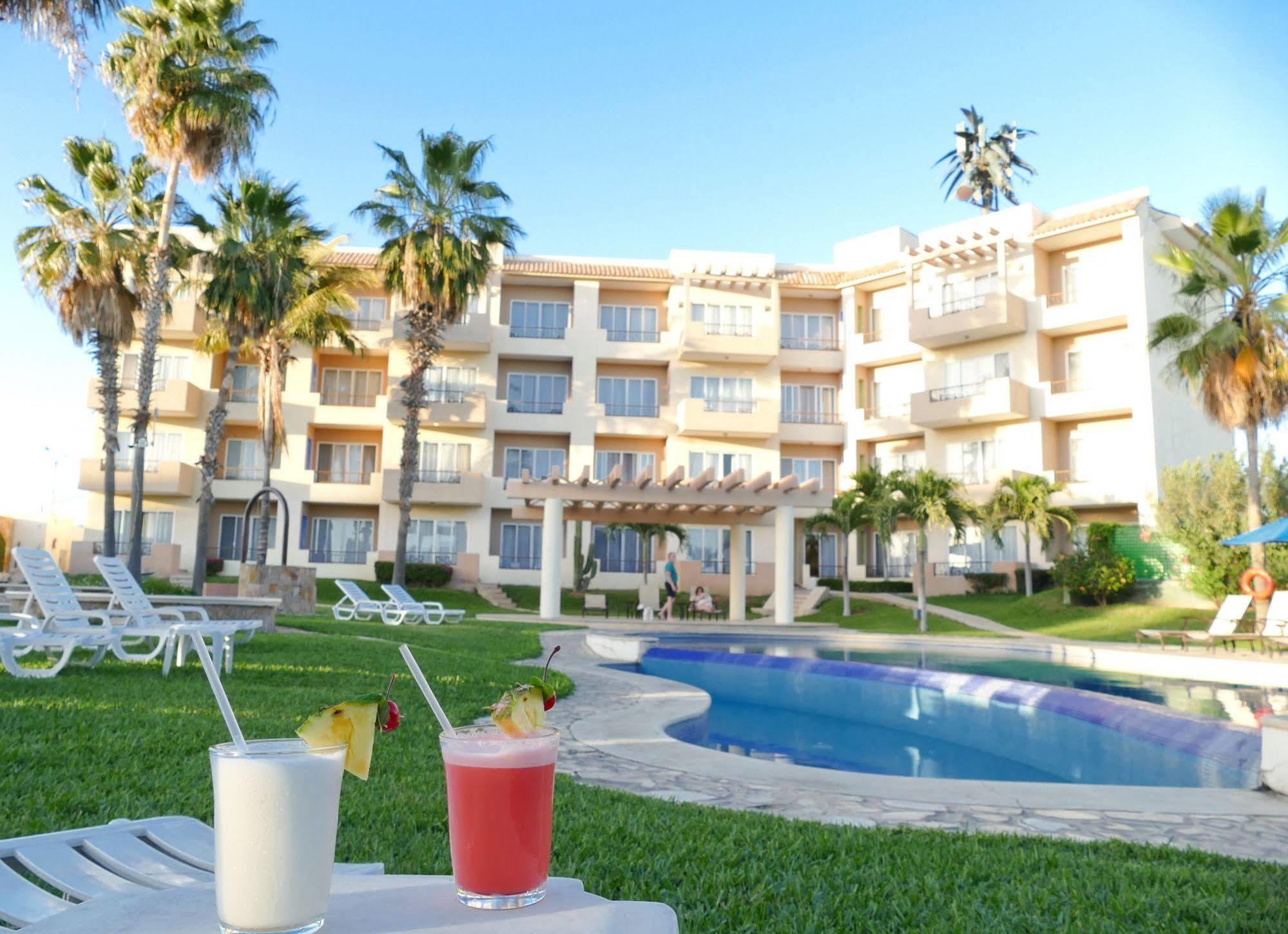 El Ameyal Hotel And Family Suites Кабо-Сан-Лукас Экстерьер фото