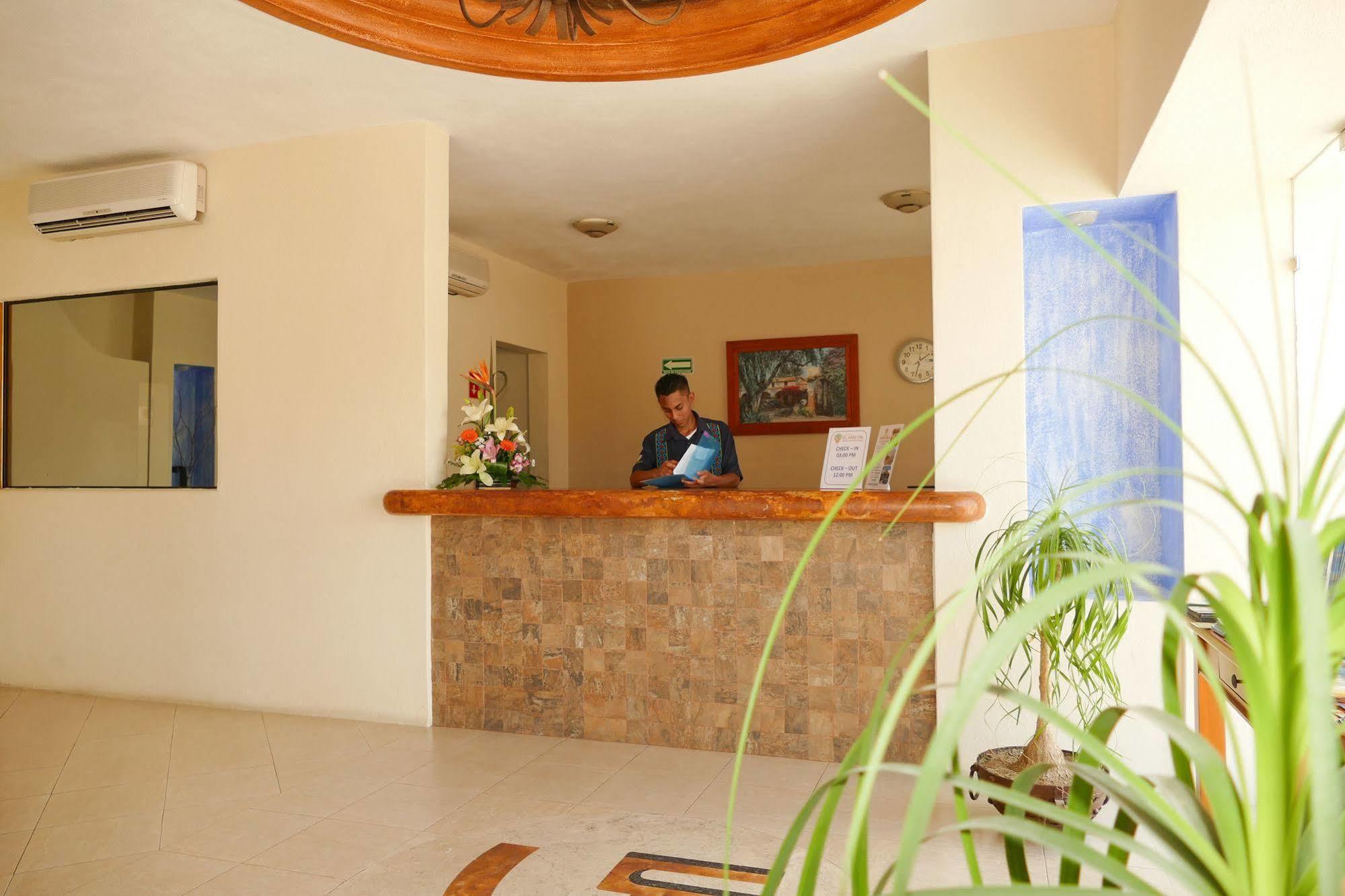 El Ameyal Hotel And Family Suites Кабо-Сан-Лукас Экстерьер фото